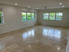 1330 NE 105th St in Miami Shores, FL - Building Photo - Building Photo