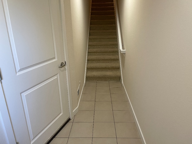 2233 NW Hidden Ln in Issaquah, WA - Building Photo - Building Photo