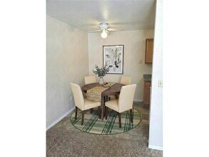 808 Evergreen Ave in Olivia, MN - Building Photo - Building Photo