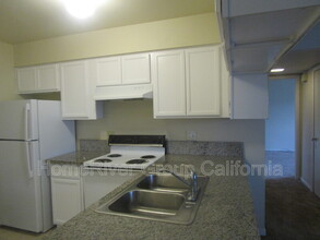 5501 Keoncrest Cir in Sacramento, CA - Building Photo - Building Photo