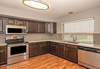 28032 N 25th Ln in Phoenix, AZ - Building Photo - Building Photo