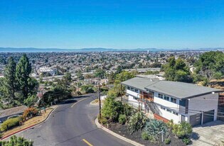 3051 Malcolm Ave in Oakland, CA - Building Photo