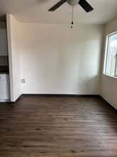 2009 Owens St in Bakersfield, CA - Building Photo - Building Photo