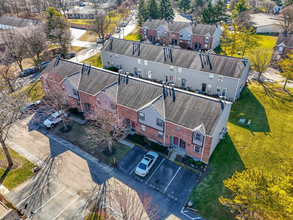 2415 Carolina Ave in Columbus, OH - Building Photo - Building Photo