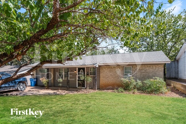 604 Stonewall Dr in Euless, TX - Foto de edificio - Building Photo