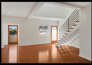 1411-1413 Cloverfield Blvd in Santa Monica, CA - Building Photo - Interior Photo