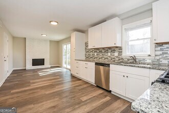 1129 Green Meadow Ct NW in Acworth, GA - Building Photo - Building Photo