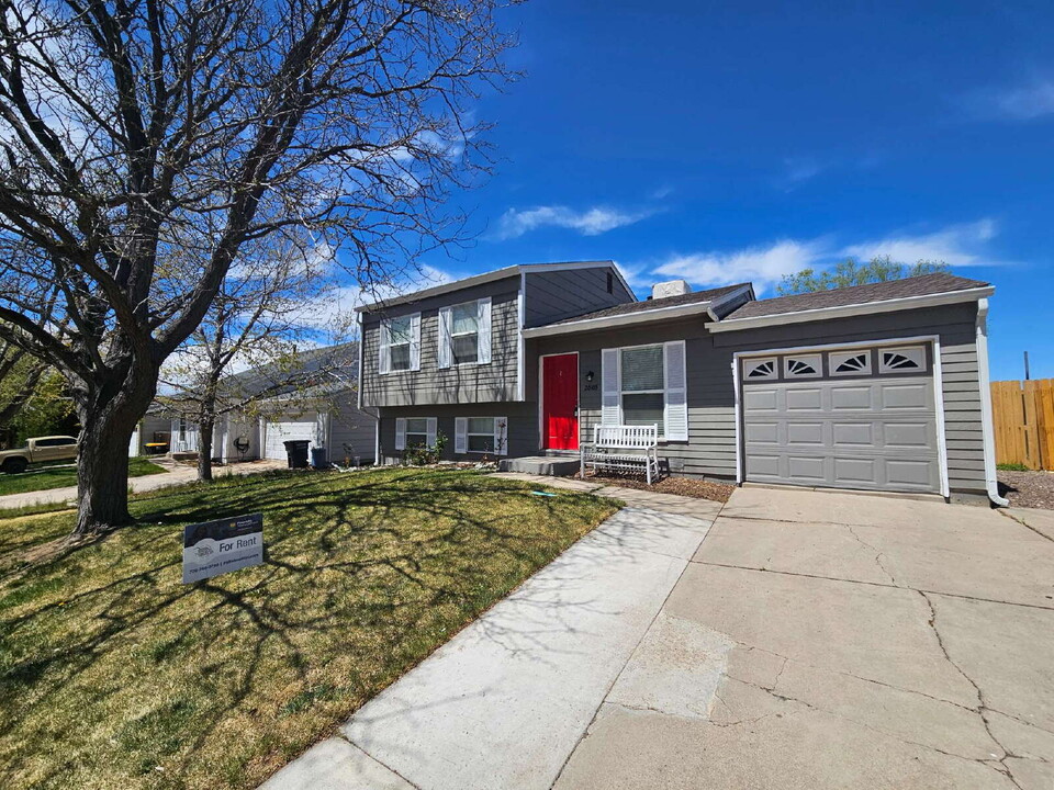 20105 E Coolidge Dr in Aurora, CO - Building Photo