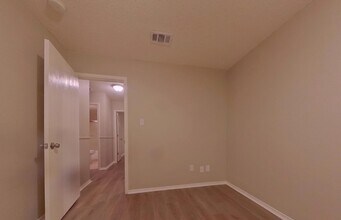 1933 Cedar Tree Dr in Fort Worth, TX - Building Photo - Building Photo