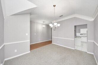 2326 Standing Oak Ln in Richmond, TX - Foto de edificio - Building Photo