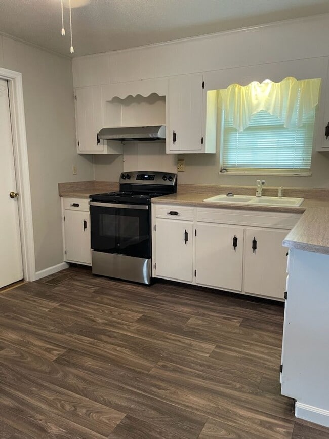 10198 Gamble Rd in Georgetown, TN - Building Photo - Building Photo