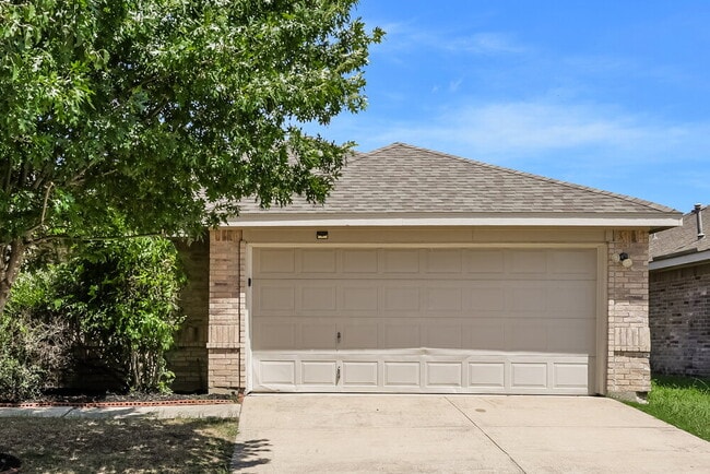 4736 Cedar Springs Dr