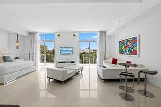 2001 Meridian Ave, Unit 506 in Miami Beach, FL - Foto de edificio - Building Photo