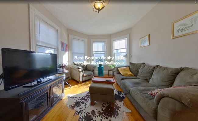 property at 125 Hampshire St