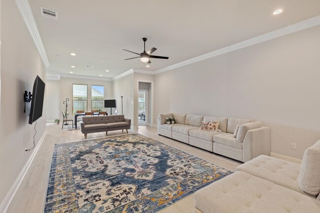 4479 Lakes Edge Dr in Lake Charles, LA - Building Photo - Building Photo