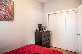 3112 N California Ave, Unit 1 in Chicago, IL - Building Photo - Building Photo