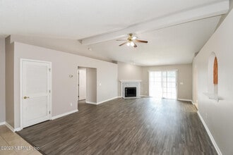 8294 Rocky Creek Ct in Jacksonville, FL - Building Photo - Building Photo