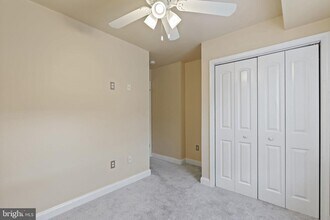 922 Madison St NW in Washington, DC - Building Photo - Building Photo