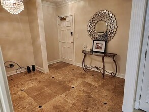 355 S Broadway in Lexington, KY - Building Photo - Building Photo