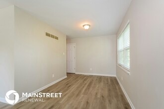 1 Darby Ln in Crystal City, MO - Foto de edificio - Building Photo