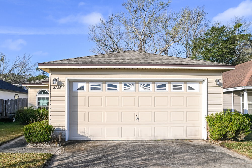 2726 Lantana Lakes Dr W in Jacksonville, FL - Building Photo