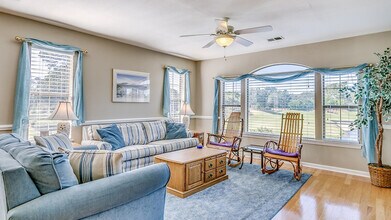 549 Blue Stem Dr in Pawleys Island, SC - Building Photo - Building Photo