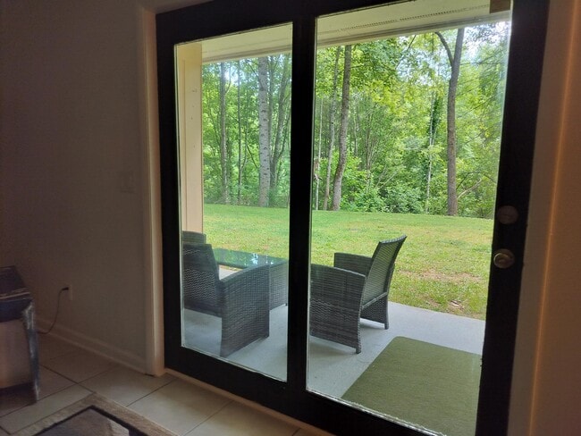 property at 487 N Country Clb Dr