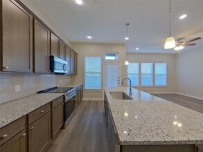 5460 Sandstone Dr in Garland, TX - Building Photo - Building Photo