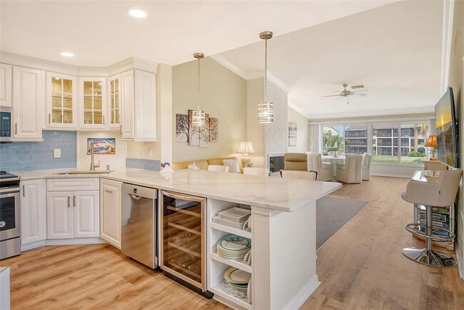 5644 Ashton Lake Dr in Sarasota, FL - Building Photo - Building Photo