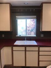 750 A St-Unit -Apt A in Ashland, OR - Building Photo - Building Photo