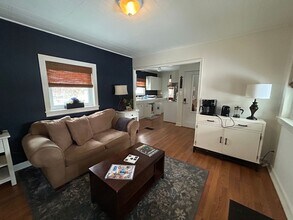 220 Ridge Ave in State College, PA - Building Photo - Building Photo