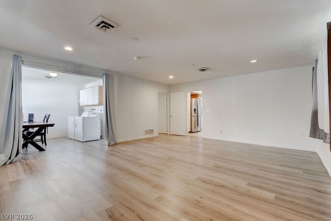 1489 Santa Anita Dr in Las Vegas, NV - Building Photo - Building Photo