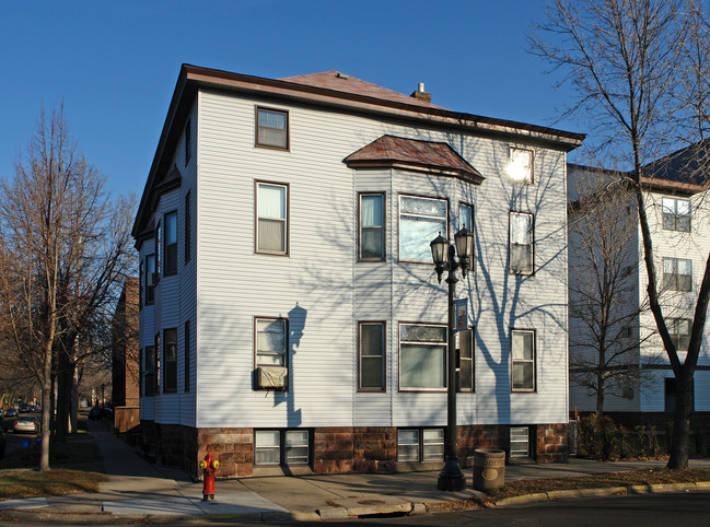 176 Arundel St in St. Paul, MN - Building Photo - Building Photo