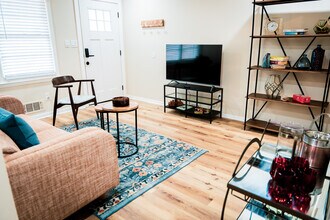 3232 Logan Pl, Unit 3232 Logan Place in Hapeville, GA - Building Photo - Building Photo