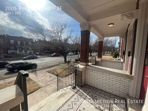 2005 Russell Blvd in St. Louis, MO - Building Photo - Building Photo
