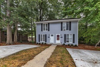 104-106 N Franklin St in Wake Forest, NC - Building Photo - Building Photo