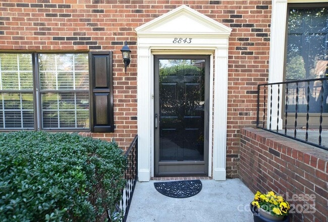 8843 Hunter Ridge Dr in Charlotte, NC - Building Photo - Building Photo