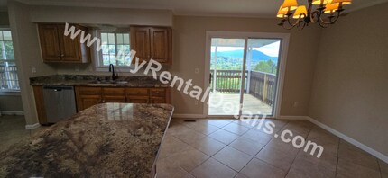 11 Wayside Rd in Asheville, NC - Building Photo - Building Photo