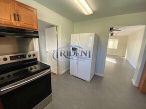 9618 Garden Hwy in Yuba City, CA - Building Photo - Building Photo