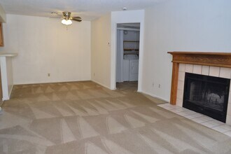 3450 Erva St in Las Vegas, NV - Building Photo - Building Photo