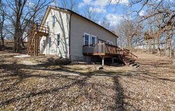 3030 Indian Rd-Unit -3030 in Davenport, IA - Building Photo - Building Photo