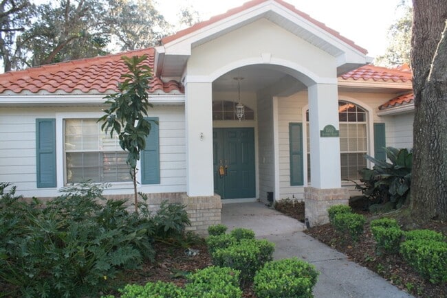 1560 Jutland Dr in Trinity, FL - Building Photo - Building Photo