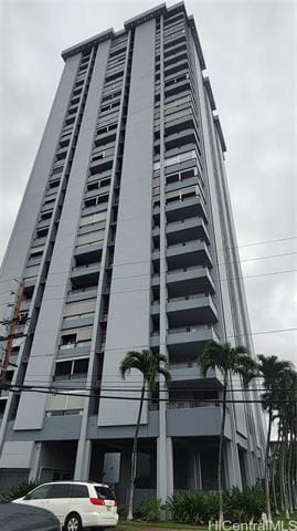 property at 2100 Date St