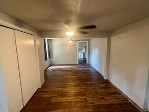 305 Wigley St in Mineola, TX - Building Photo - Building Photo