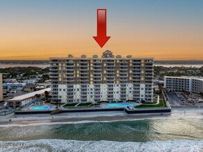 2403 S Atlantic Ave, Unit 410 in Daytona Beach Shores, FL - Building Photo - Building Photo