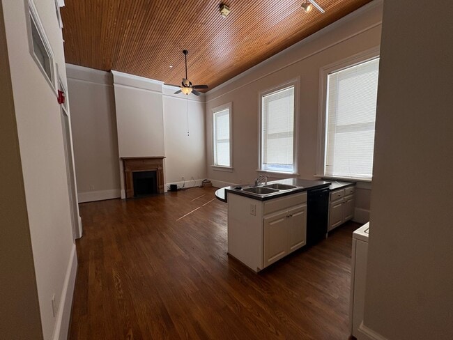 490 Poplar St in Macon, GA - Building Photo - Building Photo