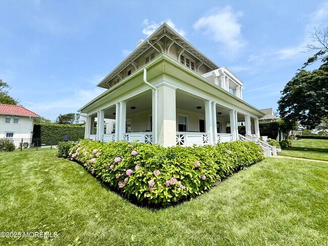 125 Cedar Ave in Allenhurst, NJ - Building Photo - Building Photo