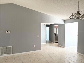 3402 Bretwood Dr in Orlando, FL - Building Photo - Building Photo