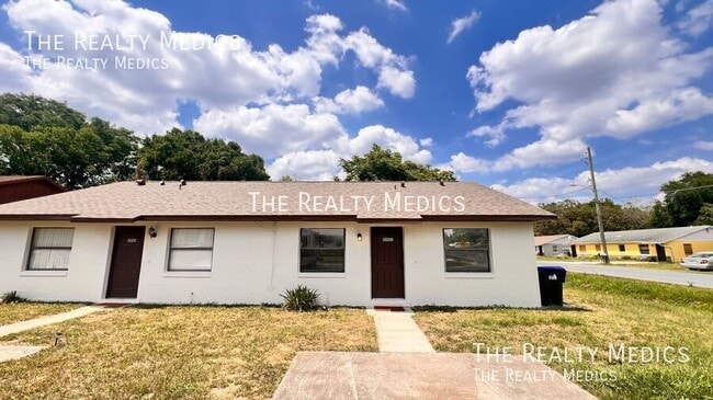 property at 5941 W Amelia St