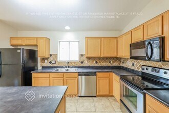 11825 W Maui Ln in El Mirage, AZ - Building Photo - Building Photo